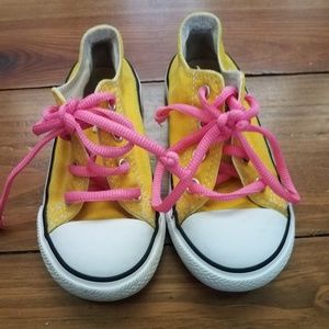 Toddler girls Converse